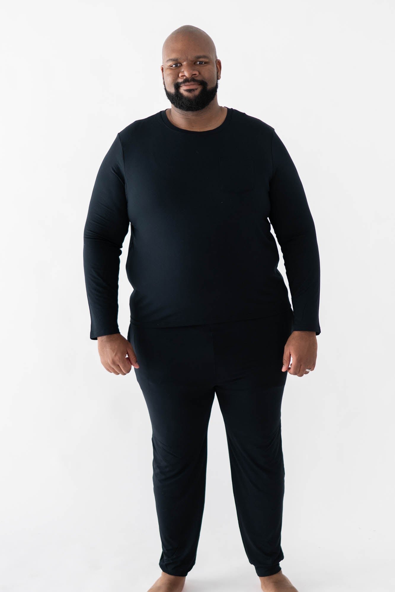 Male model wearing the Men's Jogger Set in Midnight
