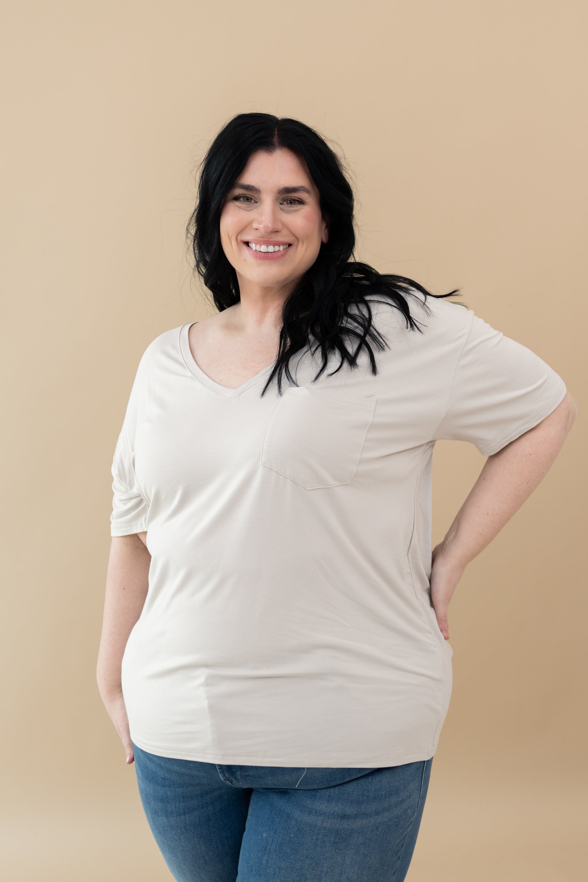 Kyte Baby's Women’s Relaxed Fit V-Neck in Oat