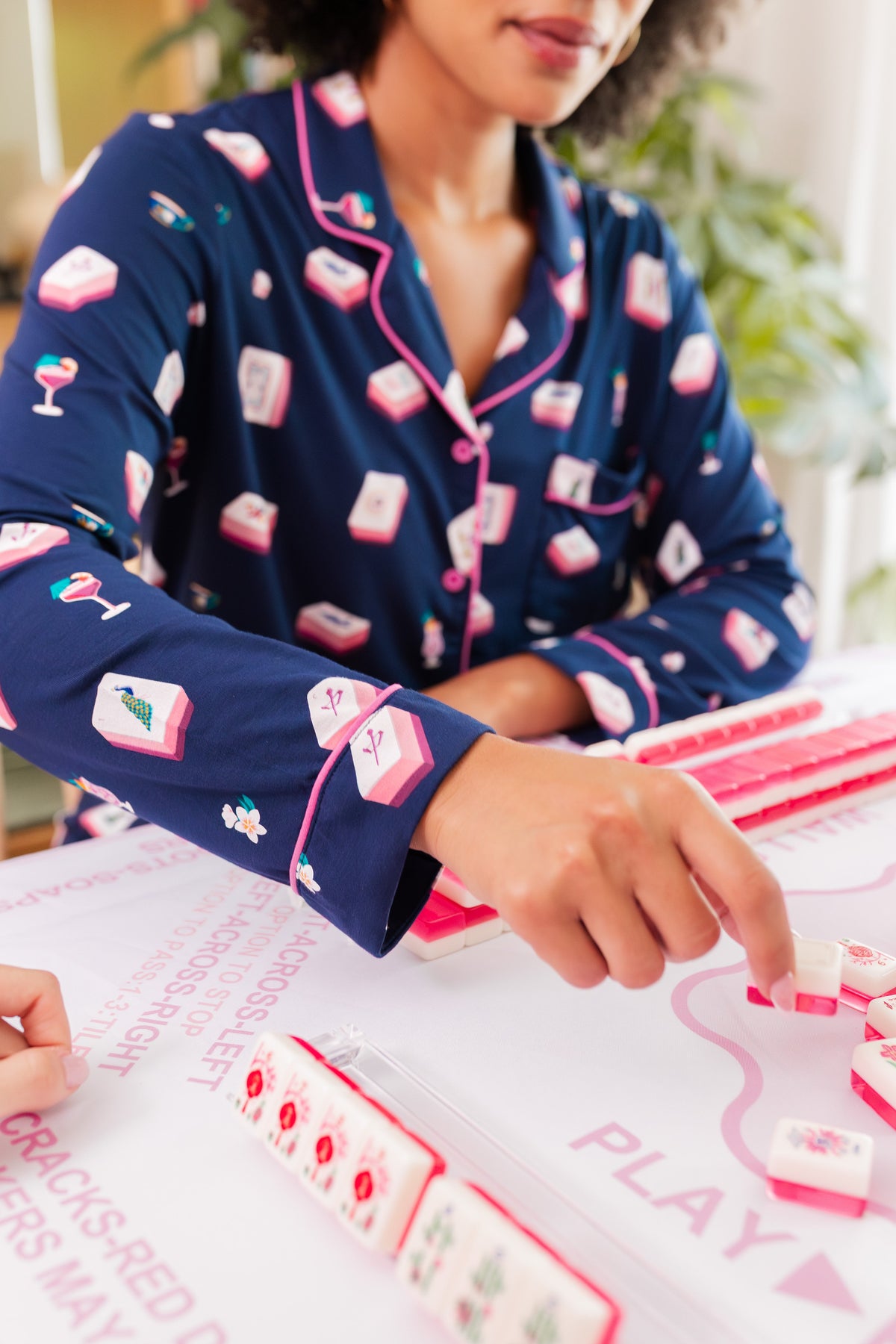 Mahjong game with Mahjong pajamas
