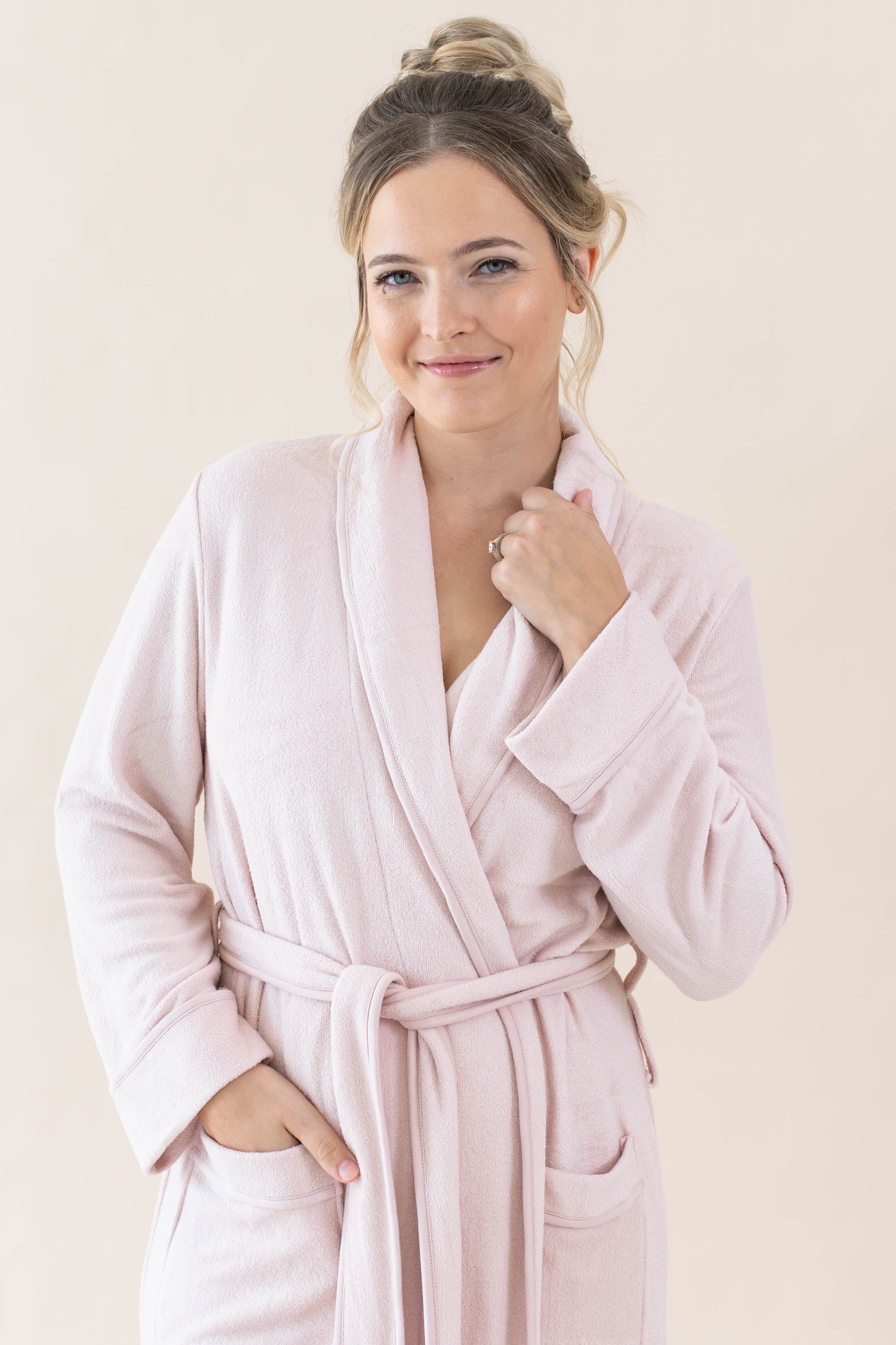 Kyte Baby's Adult Robe in Blush