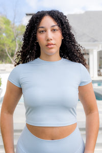  Model is 5'9