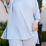 Close up of the model wearing the  Biker Short Set in Breeze 