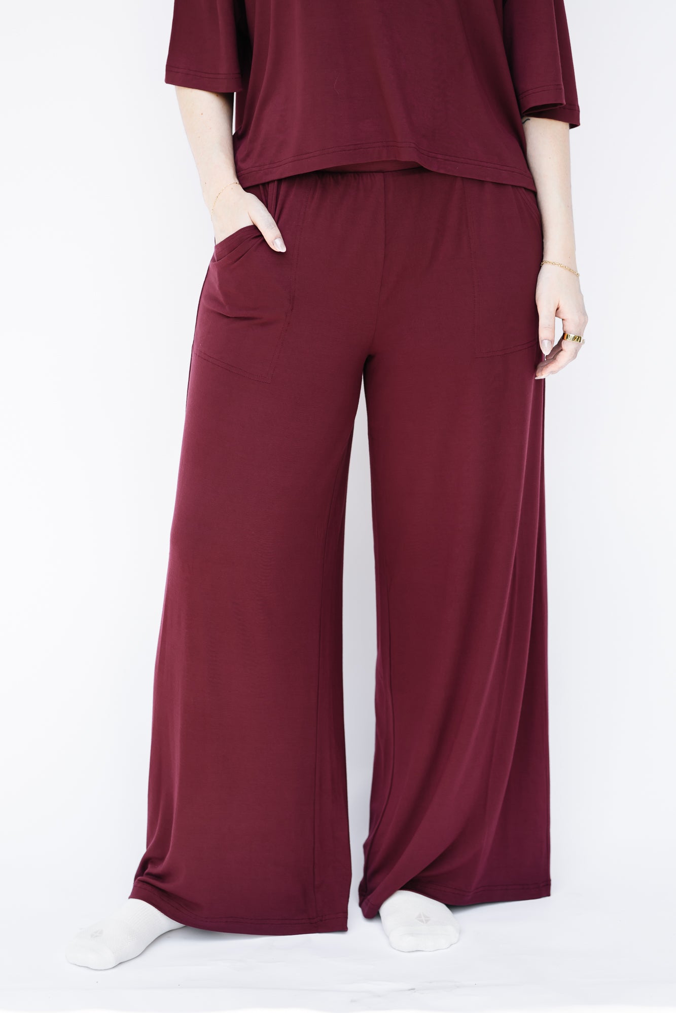 Close up of the Women's Wide Leg Pant in Burgundy 