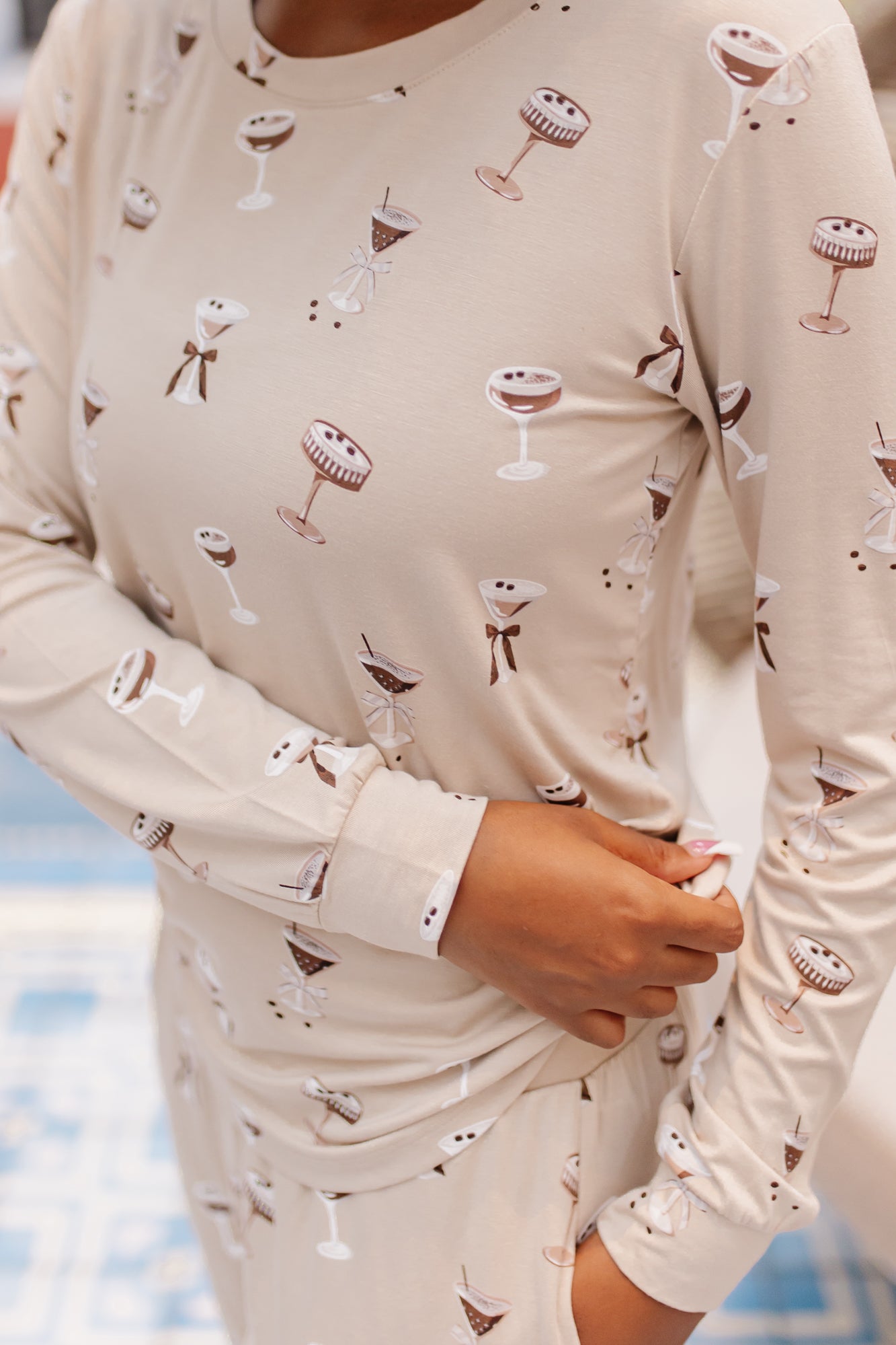 Close up of the Kyte Bamboo Women's Jogger Pajama Set in Espresso Martini