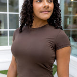 Model wearing the Bamboo Flex Baby Tee in Espresso 

::: Model is 5'0" wearing size XS ///