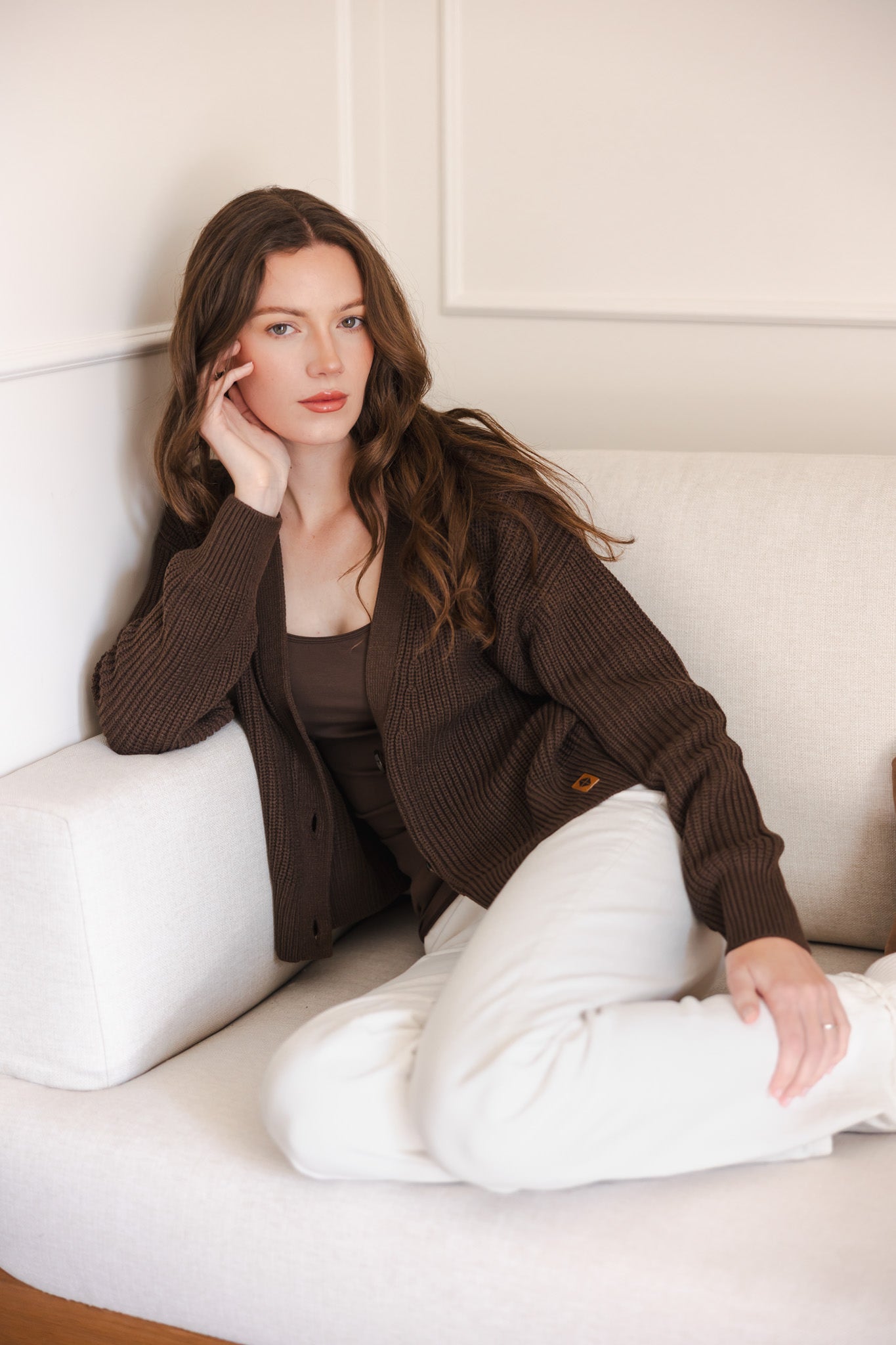 Chunky Knit Women's Cropped Cardigan In Espresso