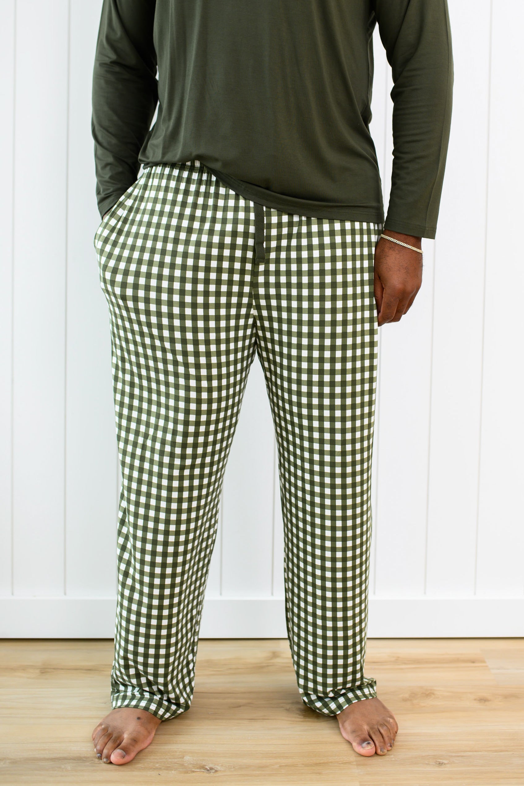 Close up of  Men's Lounge Pants in Gingham Fir