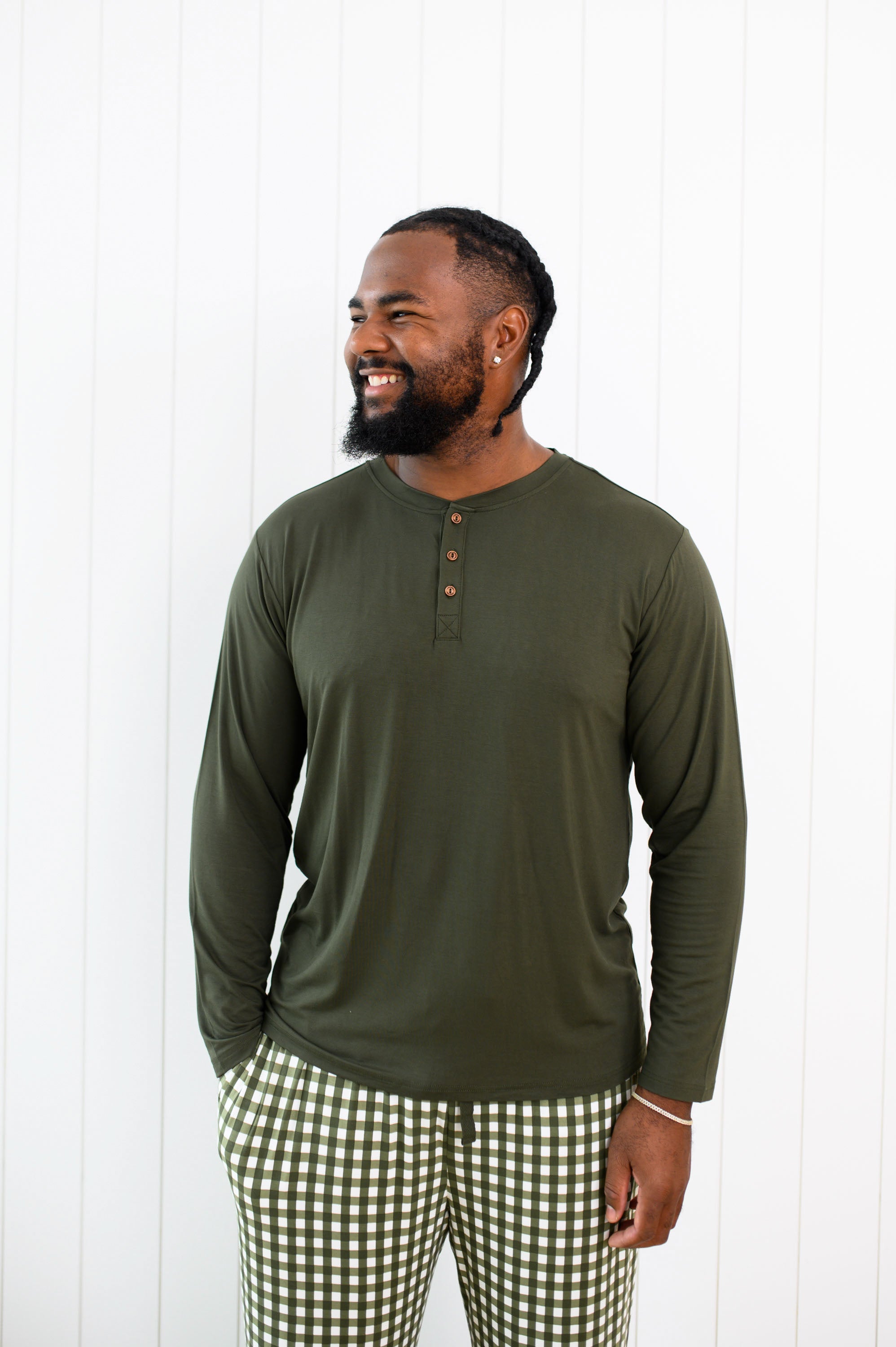 Close up of model wearing the Men's Lounge Pants in Gingham Fir