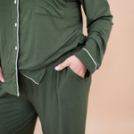 Close up of the pocket on the bottoms of the Women's Long Sleeve Pajama Set in Fir