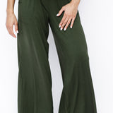 Close up of the Women's Wide Leg Pant in Fir 