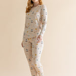 Woman standing infront of a beige background while modeling the Women's Jogger Pajama Set in Gilmore Girls

::: Model is 5'8" wearing size S ///