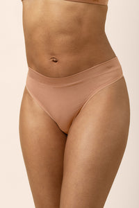  Model is wearing size S 
