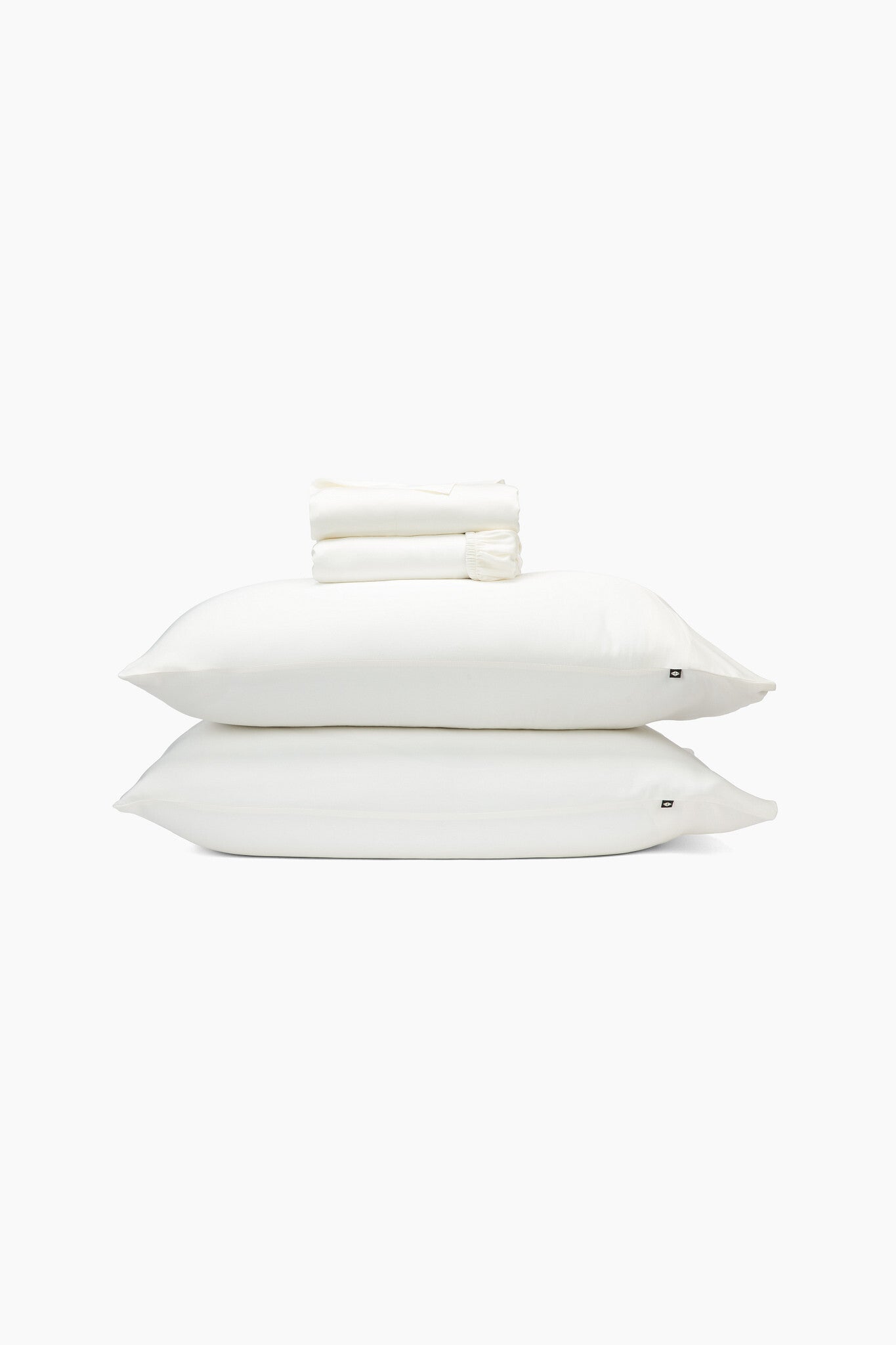 Product photo of the Bamboo Sateen Sheet Set in Shell