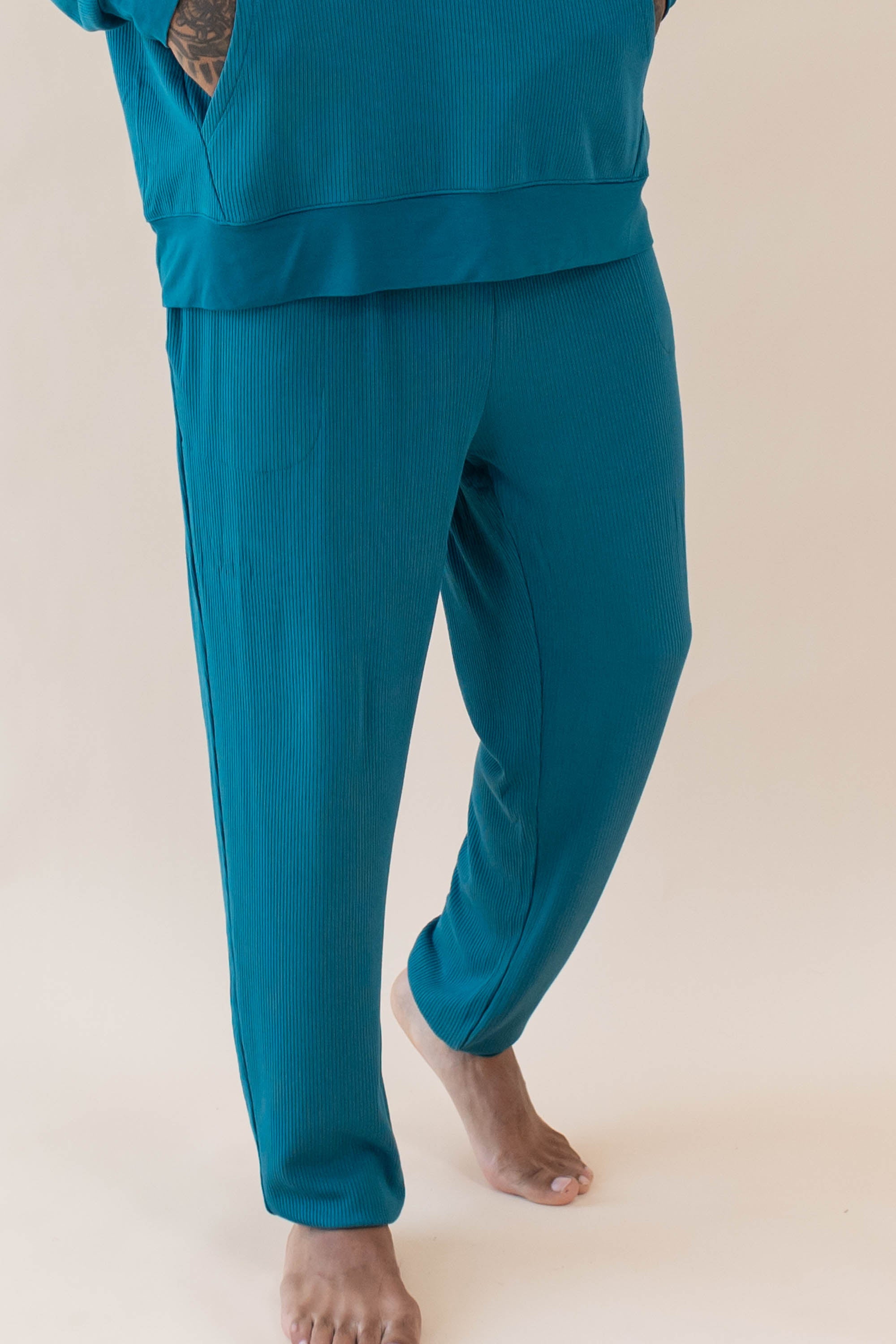 Kyte Baby's Men's Ribbed Jogger Pant in Loch 