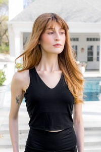  Model is 5'6