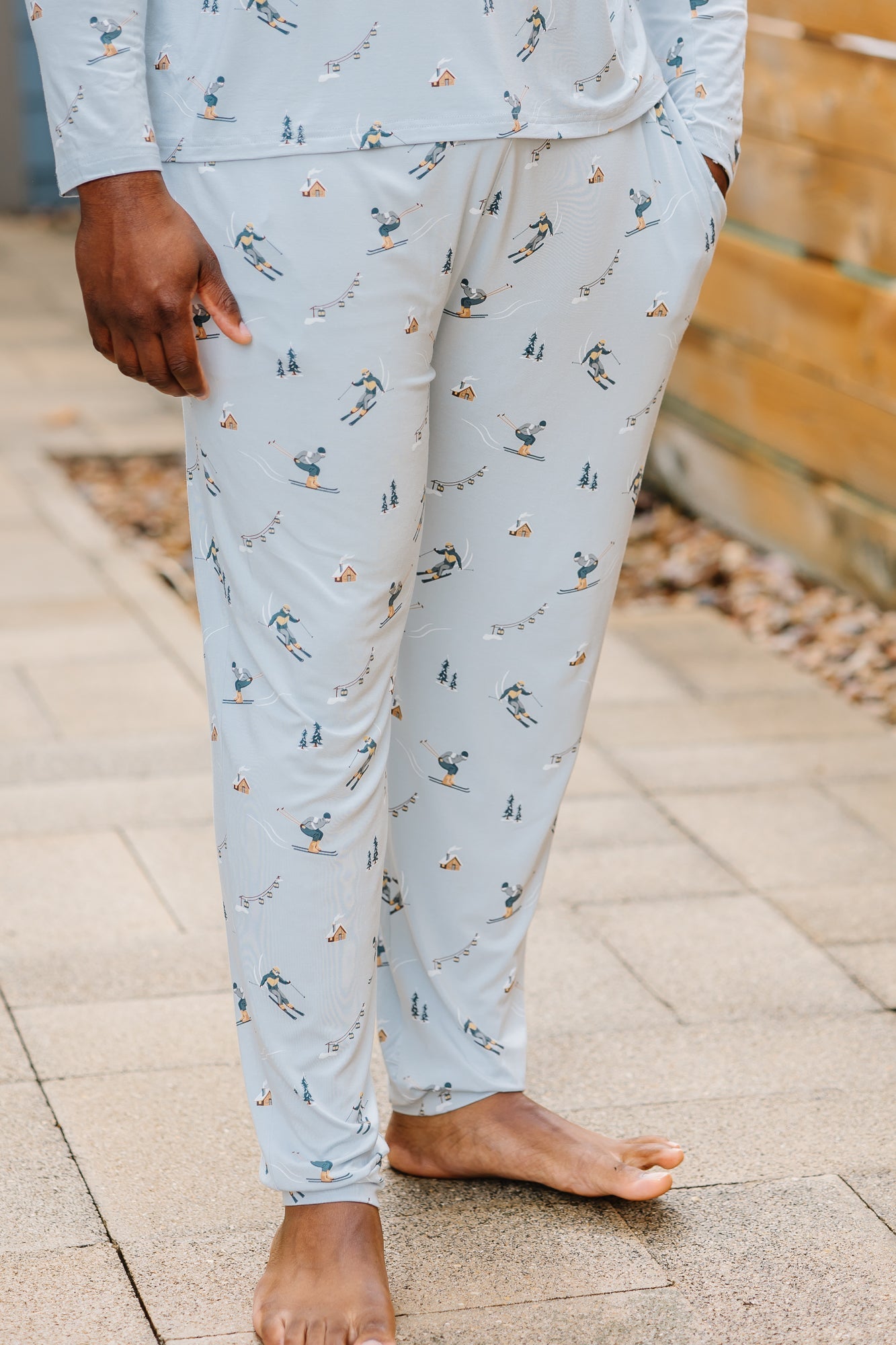 The pants of the Men's Jogger Set in Ski shown on a male model