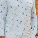 Close up of the Men's Jogger Set in Ski shirt shown on a male model
