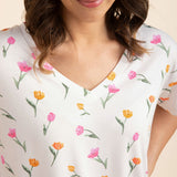 Close up of the v neckline on the Women's Relaxed Fit V-Neck in Tulip