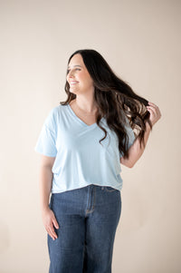  Model is 5'6