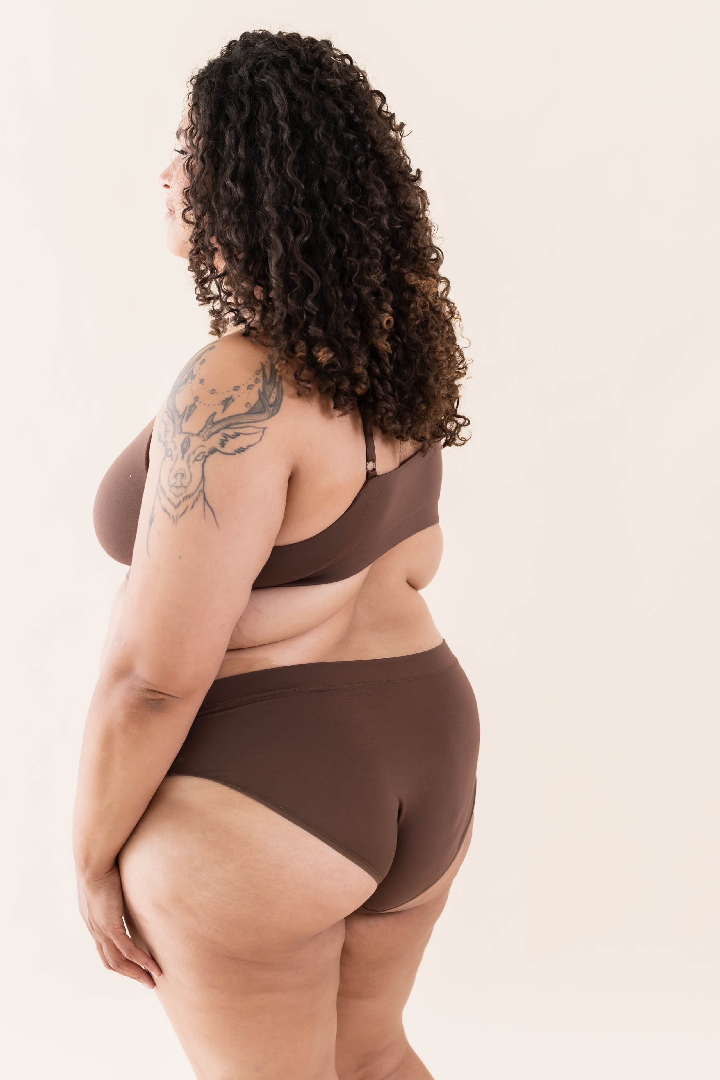The back of the Women's Cheekini in Toffee