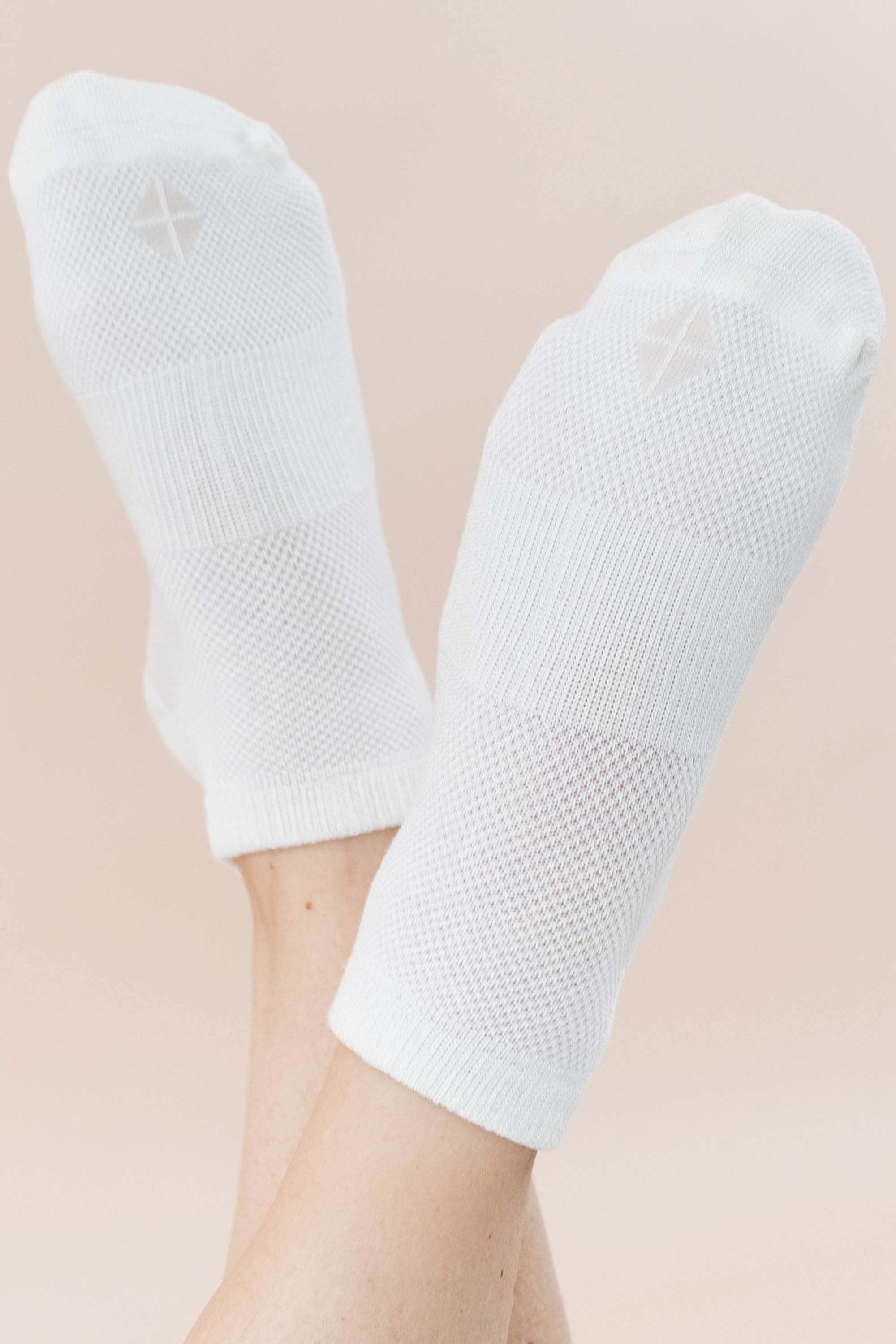 The Kyte Baby logo on the Women's Ankle Socks 3-Pack in Cloud