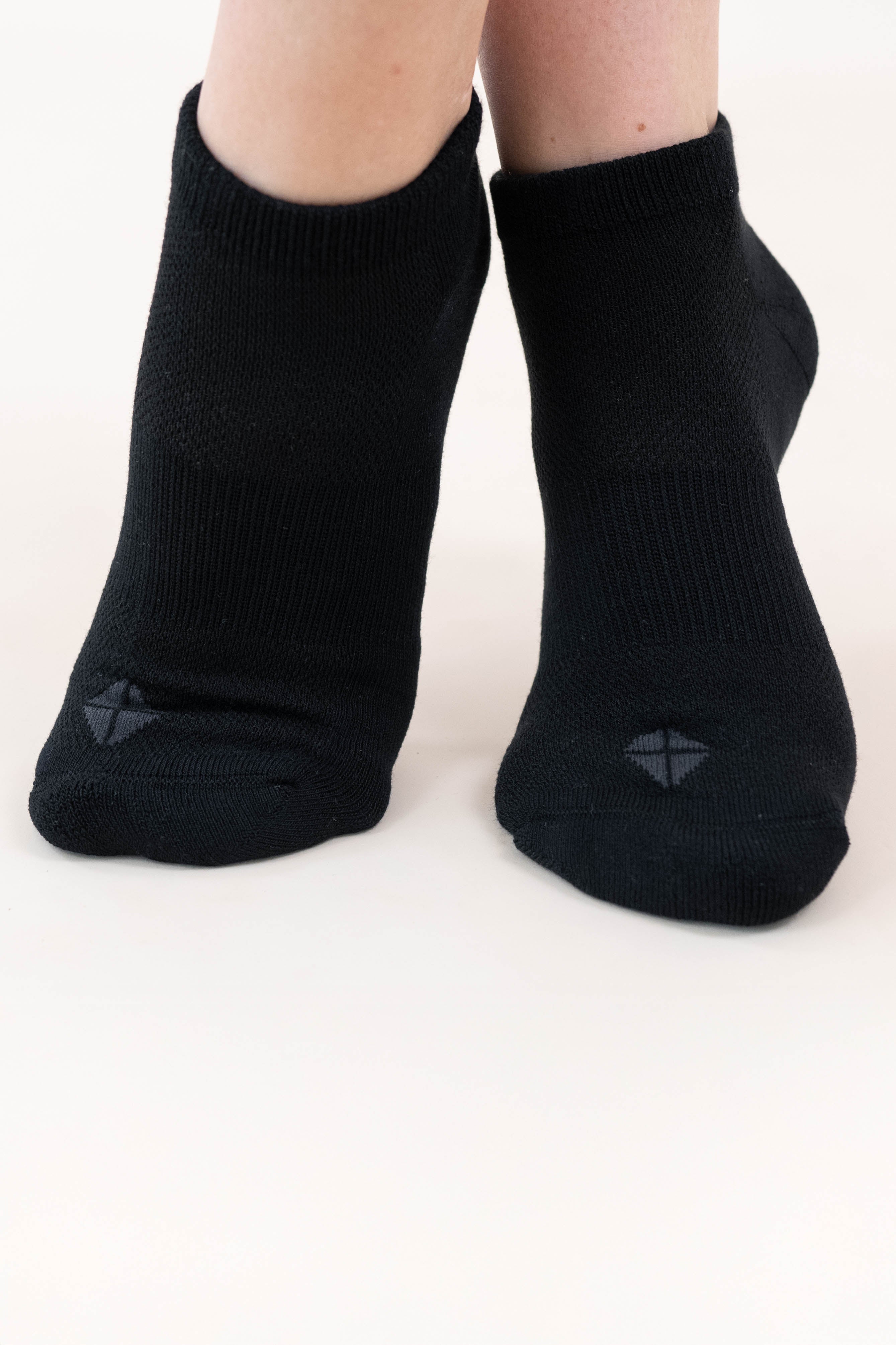 Kyte Baby's Women's Ankle Socks 3-Pack in Midnight