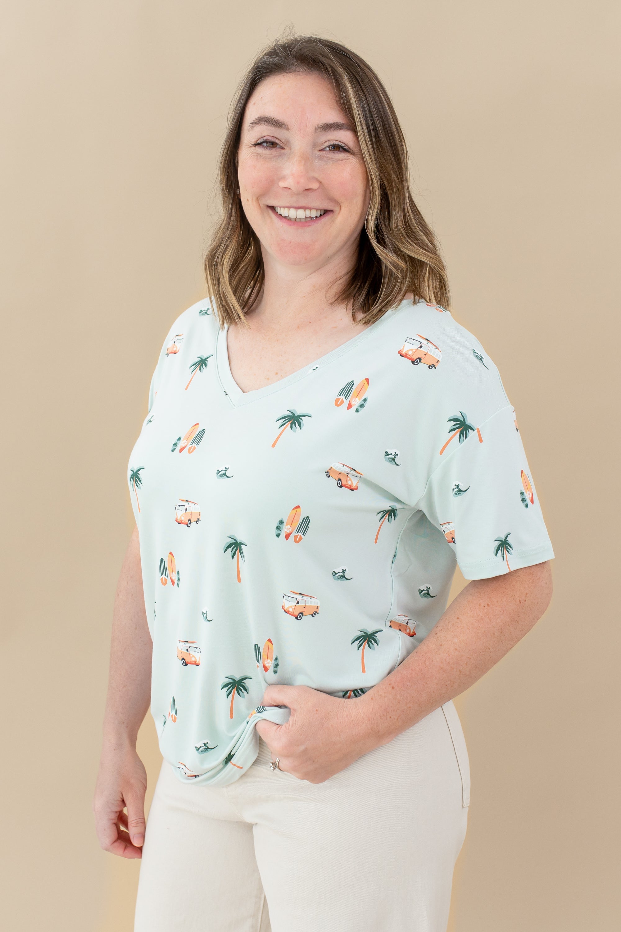 Women's Relaxed Fit V-Neck in Dew Surf